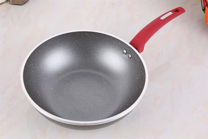 Chảo nhôm sâu chống dính vân đá đáy từ 28 cm Kangaroo KG655M Màu Xám - Đỏ
