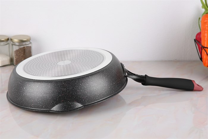 Chảo nhôm chống dính vân đá đáy từ 30 cm Kangaroo KG661XL Màu Đen