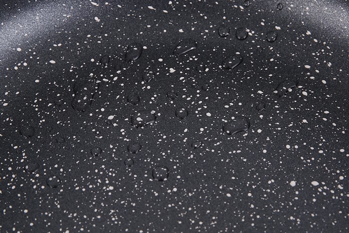 Chảo nhôm chống dính vân đá 24 cm Hommy CE003-24 Màu Đen - xanh dương