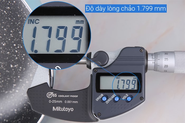 Chảo nhôm chống dính vân đá 24 cm Hommy CE003-24 Màu Đen - xanh dương