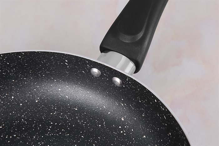 Chảo nhôm chống dính vân đá 26 cm Hommy CE003-26 Màu Đen - xanh dương