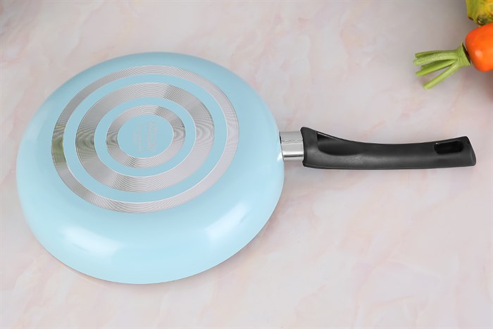 Chảo nhôm chống dính vân đá 26 cm Hommy CE003-26 Màu Đen - xanh dương