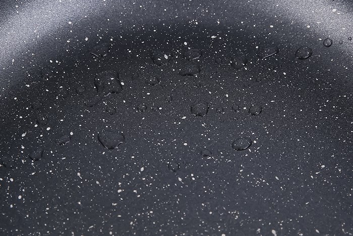 Chảo nhôm chống dính vân đá đáy từ 24 cm Delites CE001-24 Màu Đỏ đô