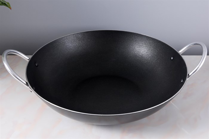 Chảo nhôm chống dính 2 quai 34 cm Delites CR002-34 Màu Đen
