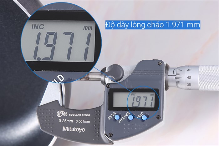 Chảo nhôm chống dính 20 cm Delites CR001-20 Màu Đen