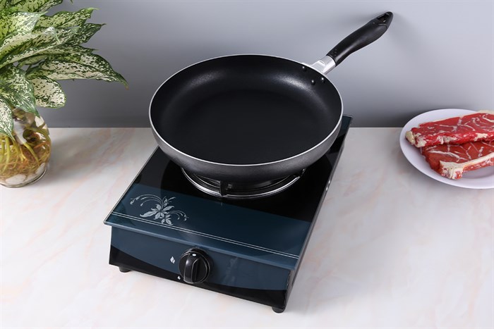 Chảo nhôm chống dính 30cm Delites CR001-30 Màu Đen