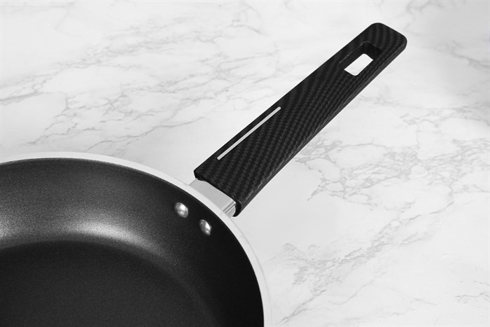 Chảo nhôm chống dính đáy từ 24 cm Elmich Nero EL-3772 Màu Đen