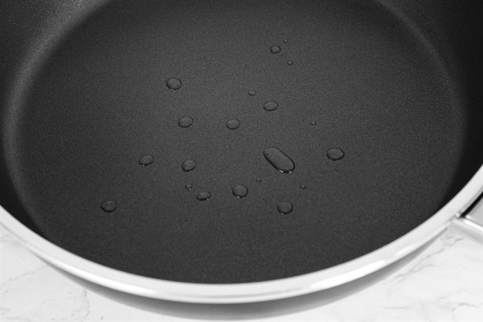 Chảo nhôm chống dính đáy từ 24 cm Elmich Nero EL-3772 Màu Đen