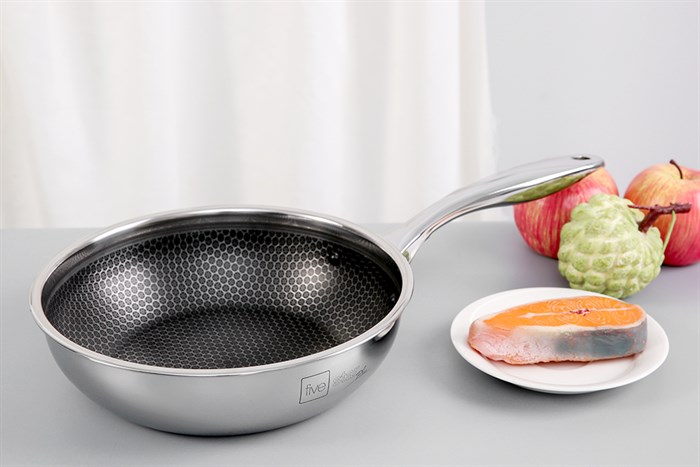 Chảo inox sâu chống dính tổ ong đáy từ 24 cm Fivestar Blackcube FPC24002 Màu Bạc Inox