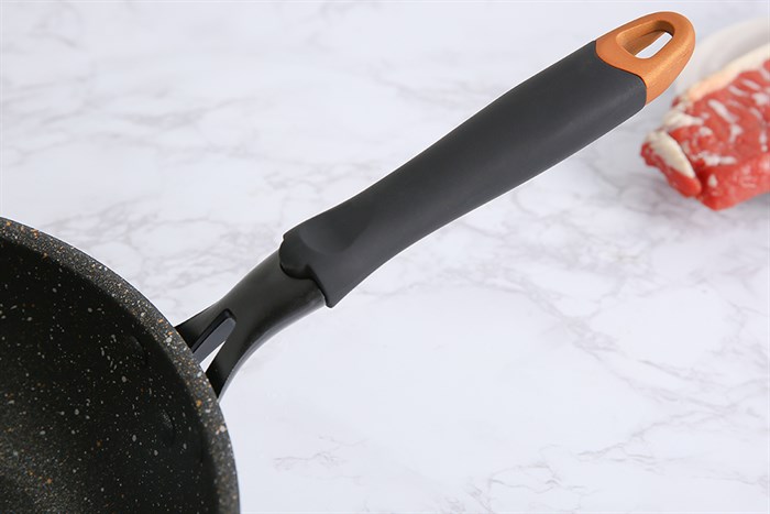 Chảo nhôm sâu chống dính vân đá đáy từ 30 cm Kangaroo KG662XL Màu Đen