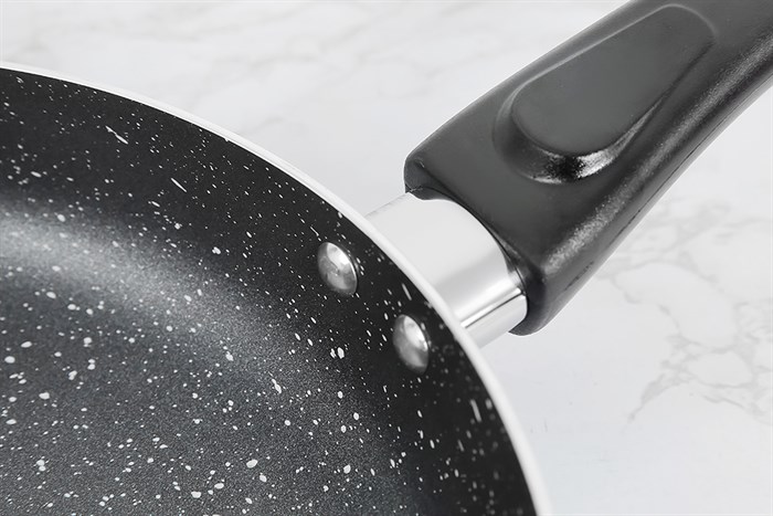 Chảo nhôm chống dính vân đá 24 cm Delites CE003-24 Màu Xanh Dương