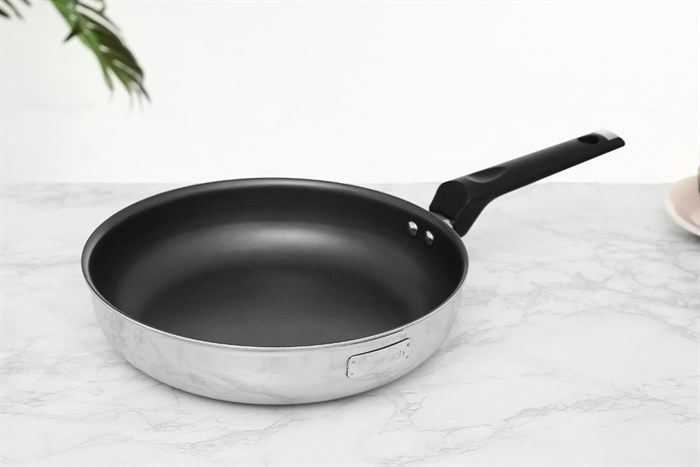 Chảo inox sâu chống dính đáy từ 26 cm Elmich Trimax XP EL-3758 Màu Bạc Inox