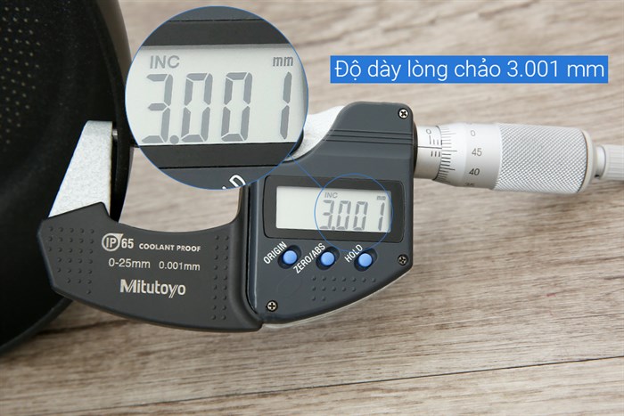 Chảo nhôm chống dính vân đá đáy từ 20 cm Tefal Ultimate G2680272 Màu Đen