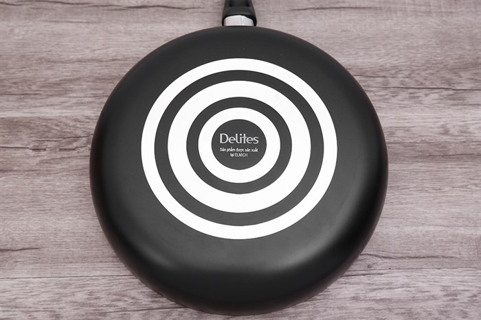 Chảo nhôm chống dính 30 cm Delites CE007-30 Màu Đen