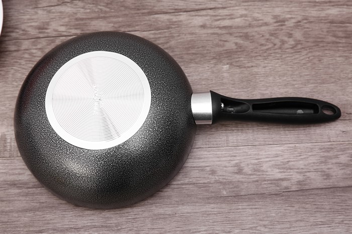 Chảo nhôm sâu chống dính 20 cm Sunhouse SHS20 Màu Đen