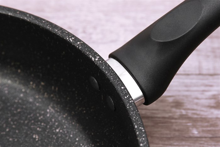 Chảo inox chống dính vân đá đáy từ 26 cm Sunhouse IN26M4 Màu Inox