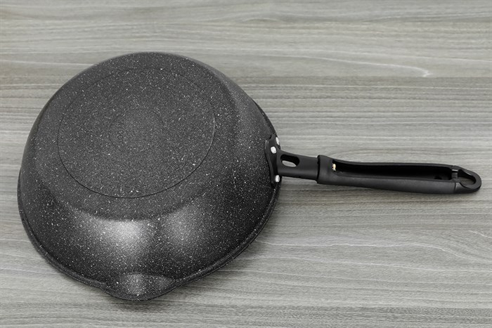 Chảo nhôm sâu chống dính vân đá đáy từ 26 cm Sunhouse SHS26MRD Màu Đen