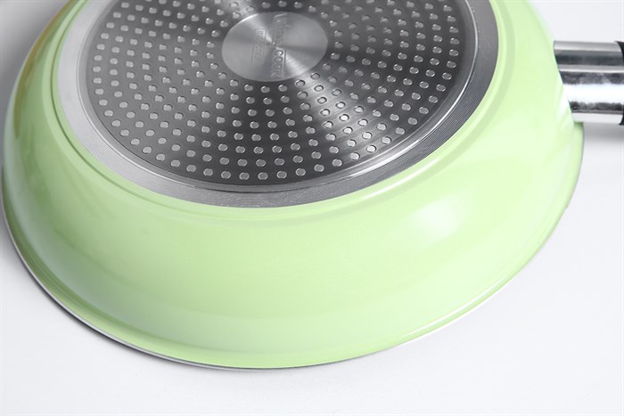 Chảo nhôm chống dính vân đá đáy từ 28 cm Kims Cook EARM128H Màu Xanh lá