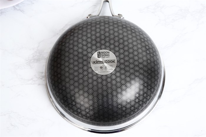Chảo inox sâu chống dính nắp kính đáy từ 24 cm Kims Cook N224MZ Màu Inox