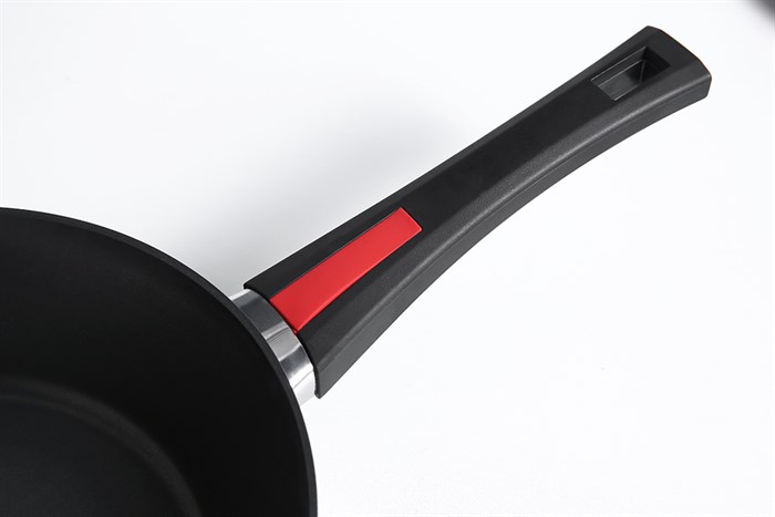 Chảo nhôm chống dính đáy từ 26 cm Kims Cook PBO26 Màu Đen