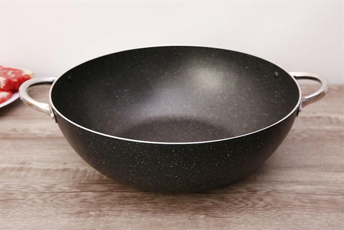 Chảo nhôm sâu chống dính vân đá đáy từ 36 cm Sunhouse SWP36M Màu Đen