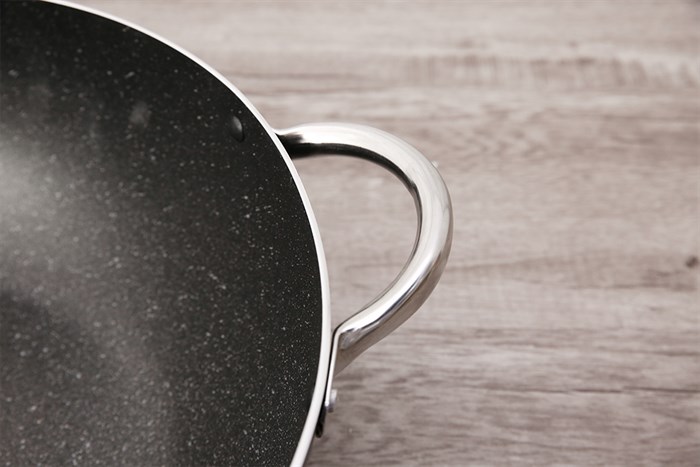 Chảo nhôm sâu chống dính vân đá đáy từ 36 cm Sunhouse SWP36M Màu Đen