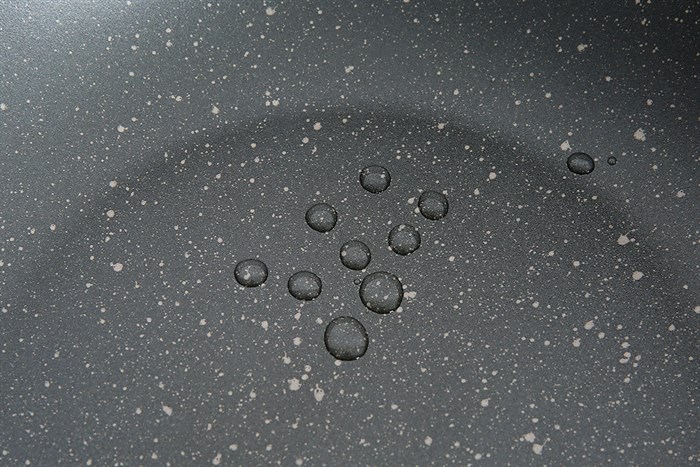 Chảo nhôm sâu chống dính vân đá đáy từ 26 cm Sunhouse SBDS26MP Màu Đen