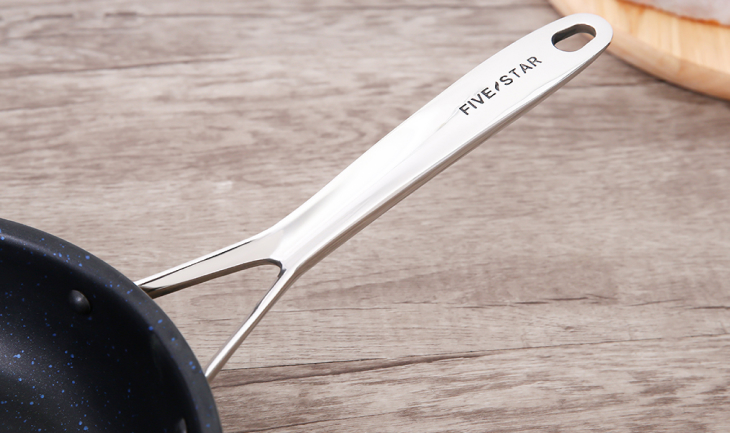 Tay cầm inox 403 - Chảo inox chống dính 3 đáy 22 cm Fivestar FSC22MB Tay cầm inox 403 - Chảo inox chống dính 3 đáy 22 cm Fivestar FSC22MB