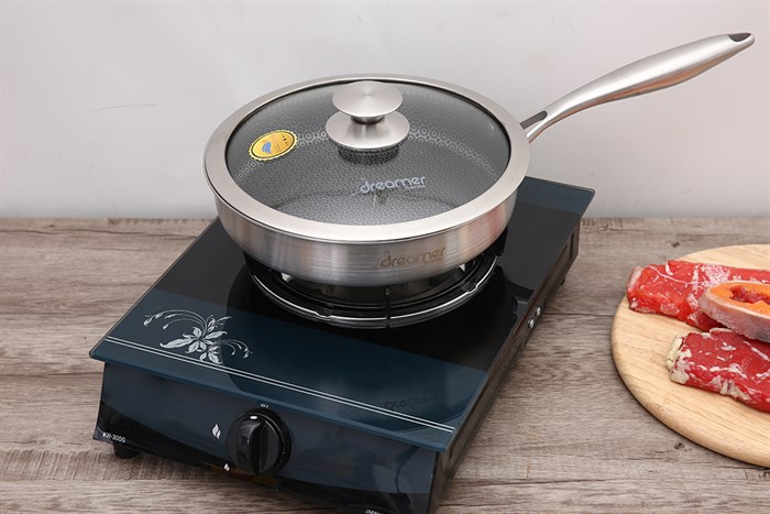 Chảo inox sâu chống dính tổ ong đáy từ nắp kính 26 cm Dreamer DKW-NFL126B Màu Bạc Inox