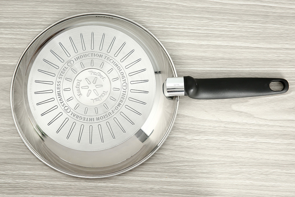 Chảo nhôm chống dính đáy từ 26 cm Tefal Primary E3090504 Màu Bạc