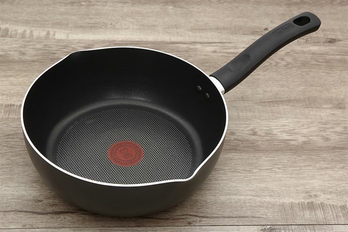 Chảo nhôm sâu chống dính đáy từ 24 cm Tefal Only Cook G1646495 Màu Đen