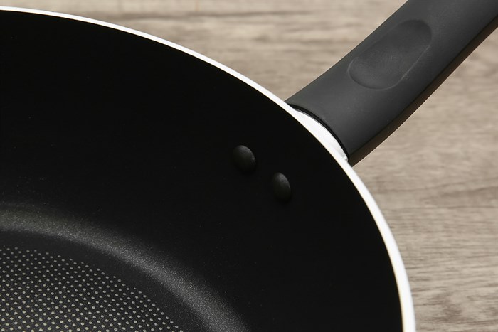 Chảo nhôm sâu chống dính đáy từ 24 cm Tefal Only Cook G1646495 Màu Đen