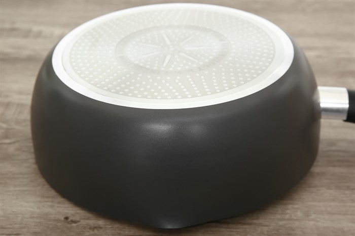 Chảo nhôm sâu chống dính đáy từ 24 cm Tefal Only Cook G1646495 Màu Đen