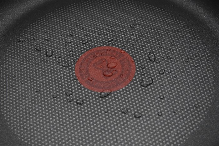 Chảo nhôm chống dính đáy từ 24 cm Tefal Only Cook G1640495 Màu Đen