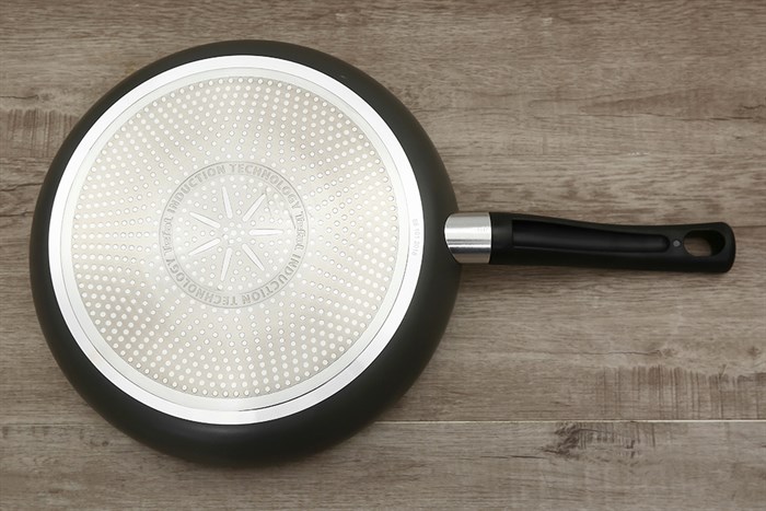 Chảo nhôm chống dính đáy từ 28 cm Tefal Only Cook G1640695 Màu Đen