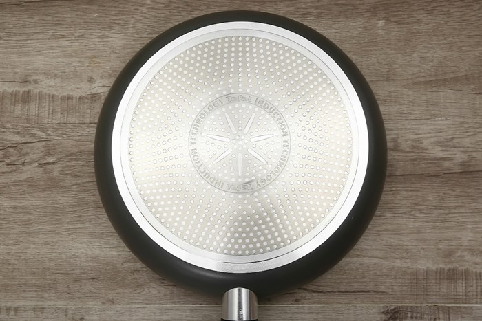 Chảo nhôm chống dính đáy từ 28 cm Tefal Only Cook G1640695 Màu Đen