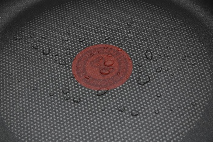 Chảo nhôm chống dính đáy từ 28 cm Tefal Only Cook G1640695 Màu Đen