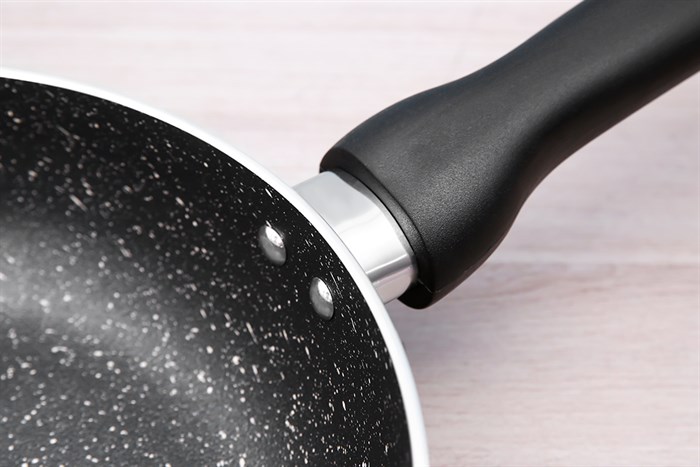 Chảo nhôm sâu chống dính vân đá đáy từ 24 cm Elmich EL2024MN Màu Vàng đồng