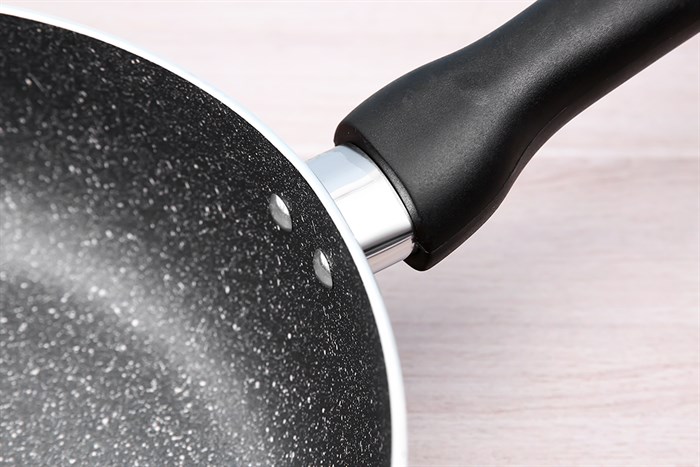 Chảo nhôm sâu chống dính vân đá đáy từ 28 cm Elmich EL2028MN Màu Vàng đồng