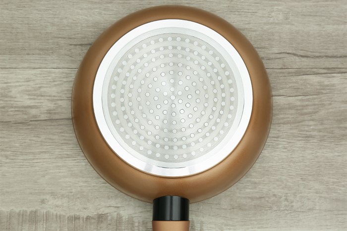 Chảo nhôm chống dính đáy từ 20 cm Visions VS-FP20-AB/JP Màu Vàng đồng