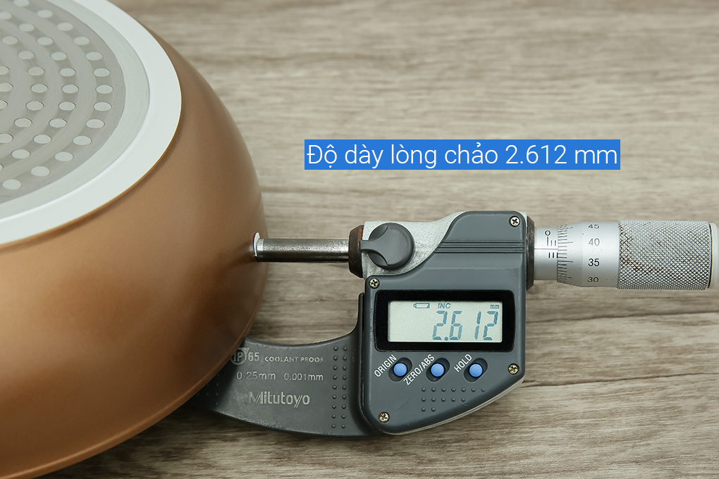 Chảo nhôm chống dính đáy từ 20 cm Visions VS-FP20-AB/JP Màu Vàng đồng