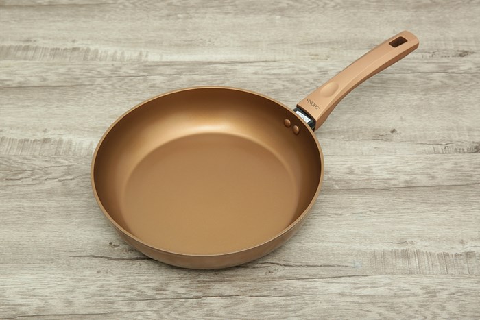 Chảo nhôm chống dính đáy từ 26 cm Visions VS-FP26-AB/JP Màu Vàng đồng