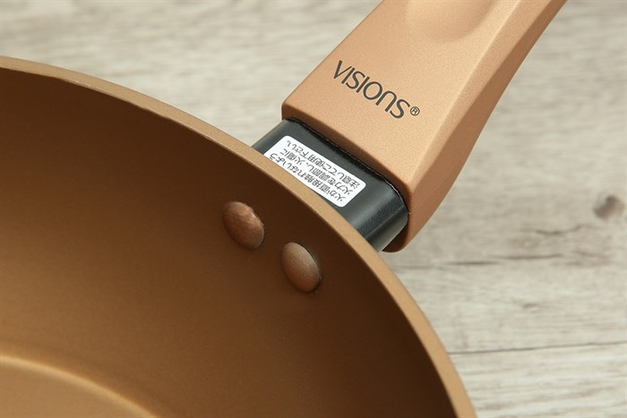 Chảo nhôm sâu chống dính đáy từ 24 cm Visions VS-WP24-AB/JP Màu Vàng đồng