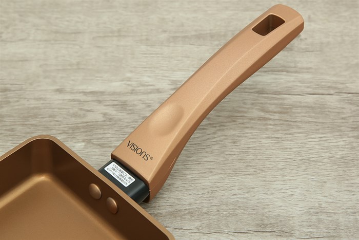 Chảo nhôm chống dính đáy từ 18 cm Visions VS-EP18-AB/JP Màu Vàng đồng