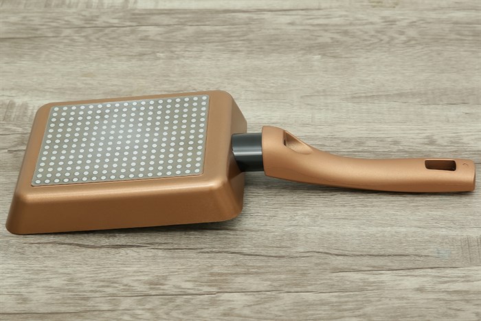 Chảo nhôm chống dính đáy từ 18 cm Visions VS-EP18-AB/JP Màu Vàng đồng