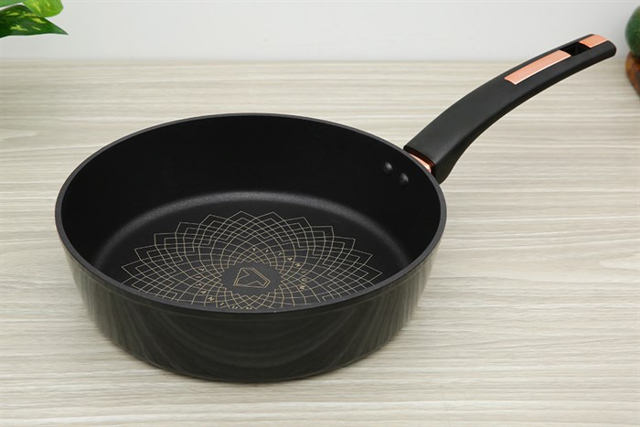 Chảo nhôm chống dính Ultra titanium đáy từ 26 cm Sunhouse ST26B Màu Đen