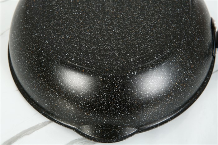 Chảo nhôm sâu chống dính vân đá đáy từ 28 cm Kangaroo KG662L Màu Đen