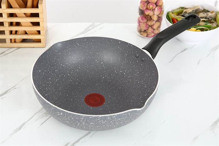 Chảo nhôm sâu chống dính vân đá 26 cm Tefal Natura B2266595 Màu Đen