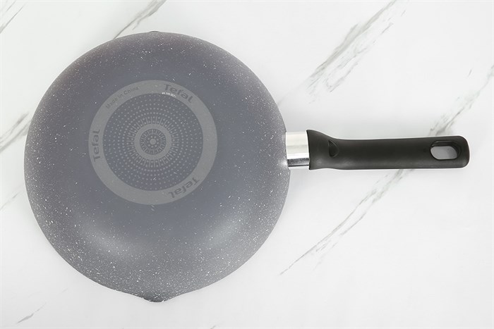 Chảo nhôm sâu chống dính vân đá 26 cm Tefal Natura B2266595 Màu Đen