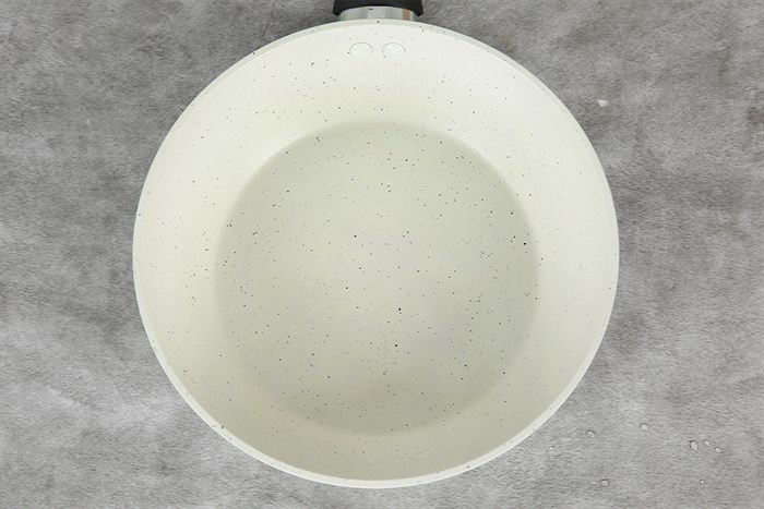 Chảo nhôm sâu chống dính vân đá đáy từ 24 cm Green Cook GCP226-24IH Màu Kem